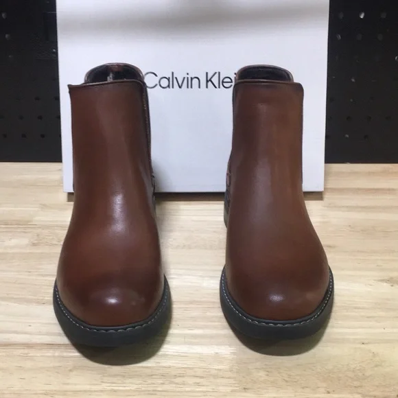 New WB Calvin Klein Men's Brown Leather Boots - Picture 2 of 6